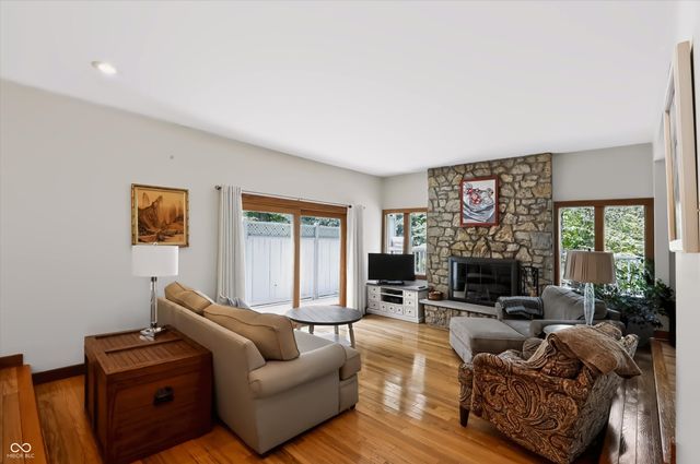 2812 W Fawkesway Drive, Bloomington, IN 47404