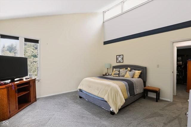 2812 W Fawkesway Drive, Bloomington, IN 47404