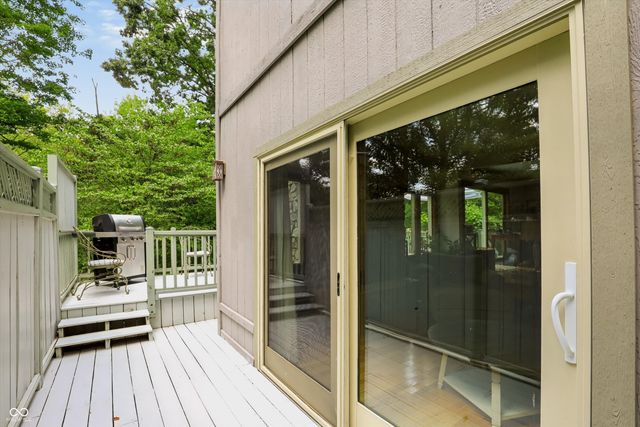 2812 W Fawkesway Drive, Bloomington, IN 47404