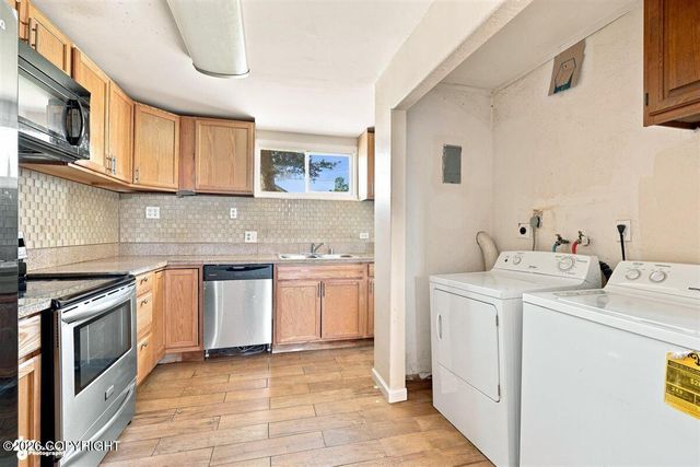 1415 Demeure Place, Anchorage, AK 99508