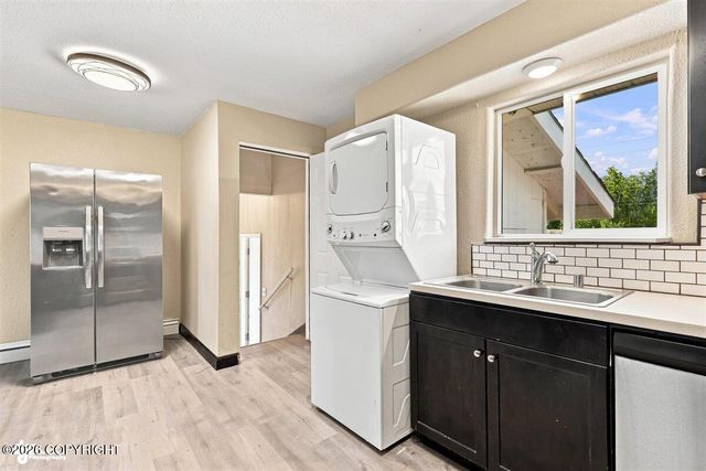 1415 Demeure Place, Anchorage, AK 99508