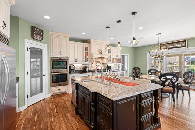 9030 Willow Lane, St. John, IN 46373