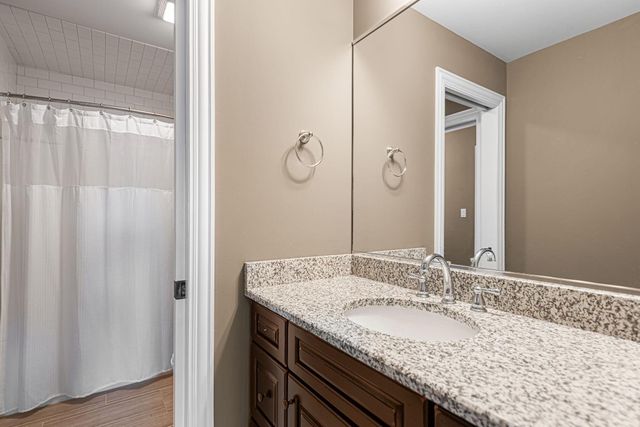 9030 Willow Lane, St. John, IN 46373