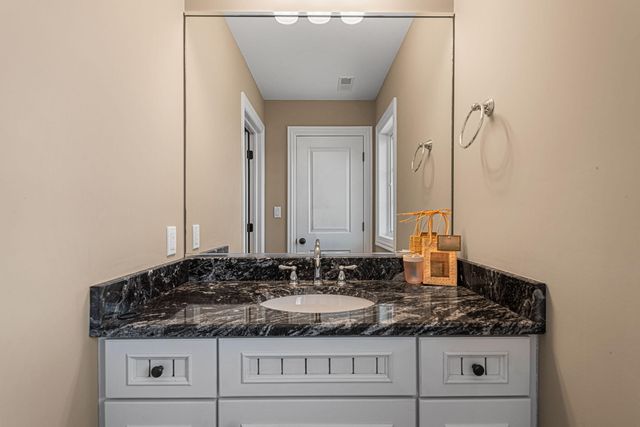 9030 Willow Lane, St. John, IN 46373