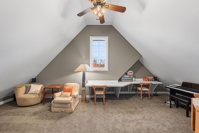 9030 Willow Lane, St. John, IN 46373