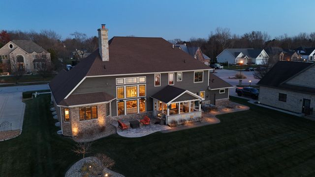 9030 Willow Lane, St. John, IN 46373