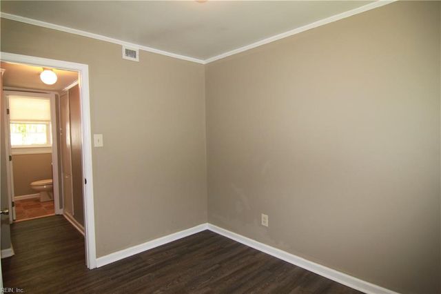 1744 N Lakeland DR, Norfolk, VA 23518