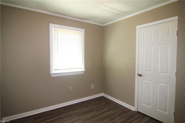 1744 N Lakeland DR, Norfolk, VA 23518