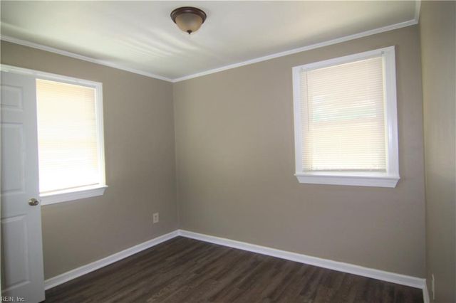 1744 N Lakeland DR, Norfolk, VA 23518