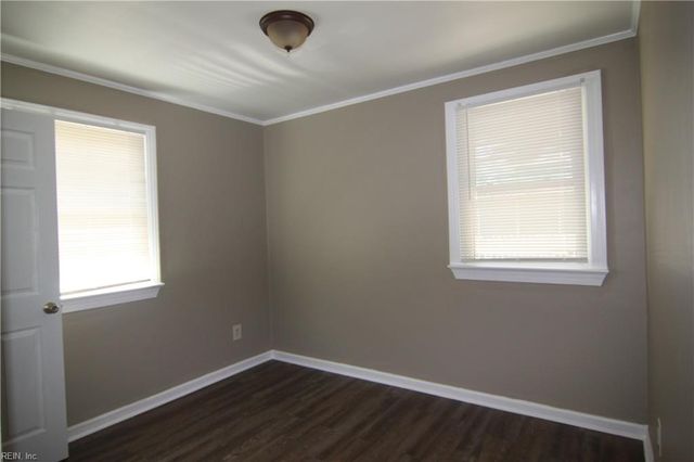 1744 N Lakeland DR, Norfolk, VA 23518