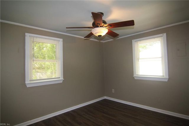 1744 N Lakeland DR, Norfolk, VA 23518