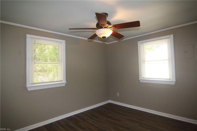 1744 N Lakeland DR, Norfolk, VA 23518