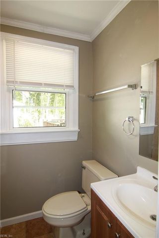 1744 N Lakeland DR, Norfolk, VA 23518