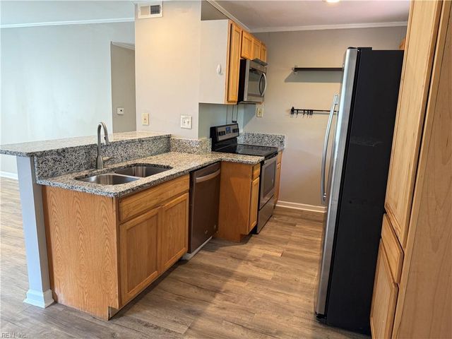 1744 N Lakeland DR, Norfolk, VA 23518