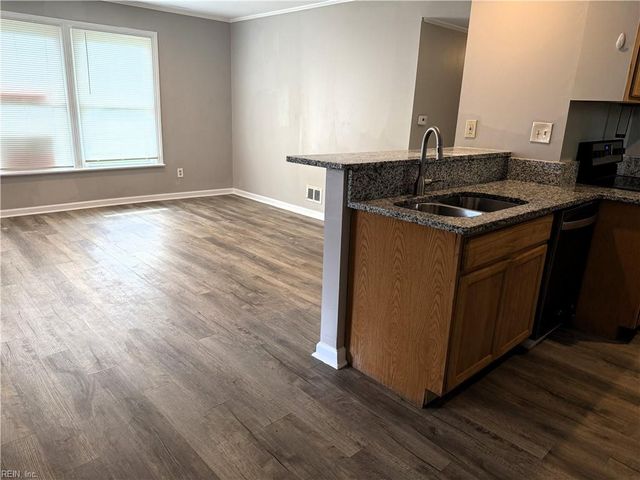 1744 N Lakeland DR, Norfolk, VA 23518