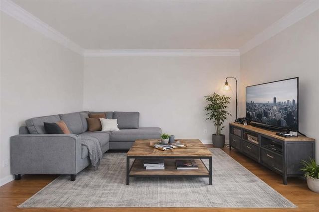 91 Saint Martin Drive, Suwanee, GA 30024