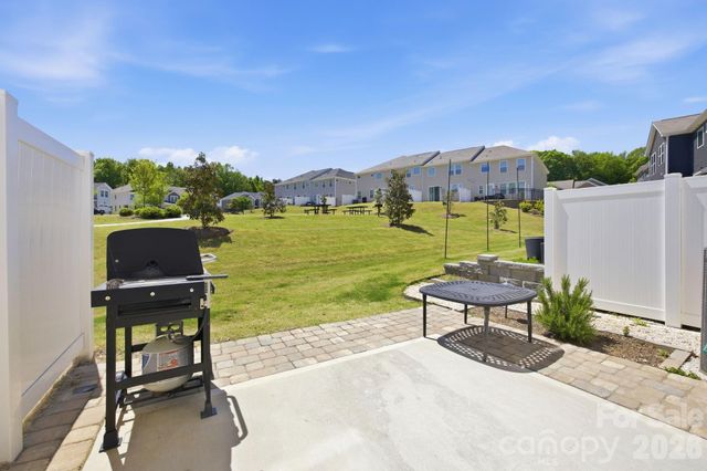 15617 Little Bluestem Street, Charlotte, NC 28278