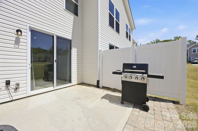 15617 Little Bluestem Street, Charlotte, NC 28278