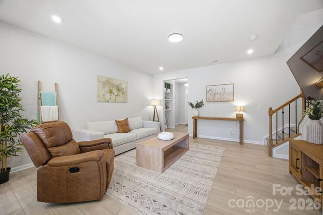 15617 Little Bluestem Street, Charlotte, NC 28278
