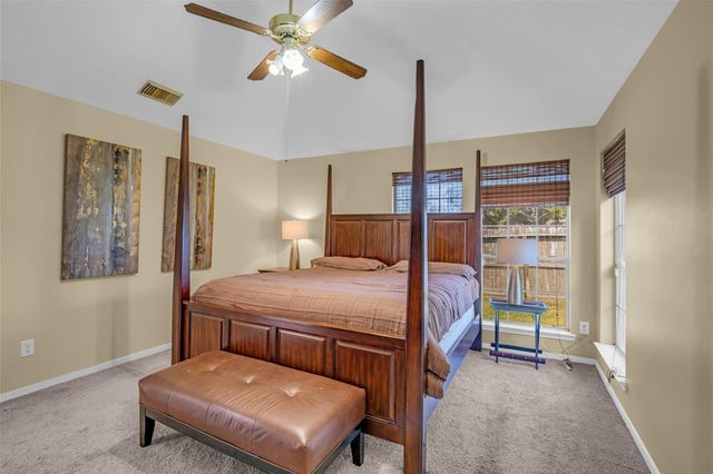 1903 Taylor Creek Drive, Fresno, TX 77545