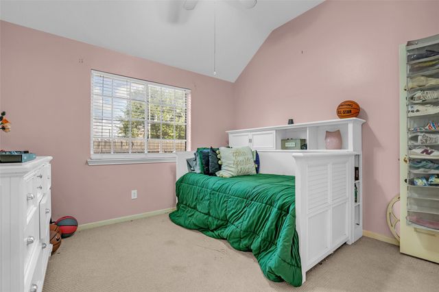 1903 Taylor Creek Drive, Fresno, TX 77545