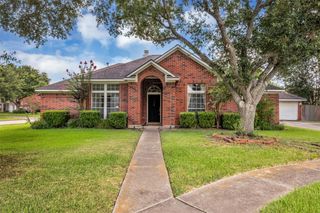 1903 Taylor Creek Drive, Fresno, TX 77545