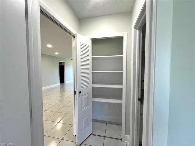 1206 Medinah DR, Fort Myers, FL 33919