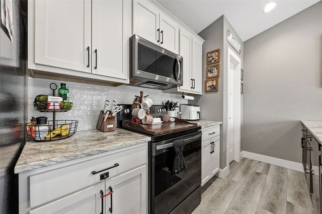 5116 Ruhd Street SW, Cedar Rapids, IA 52404