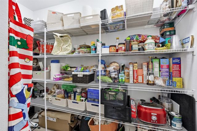 5116 Ruhd Street SW, Cedar Rapids, IA 52404