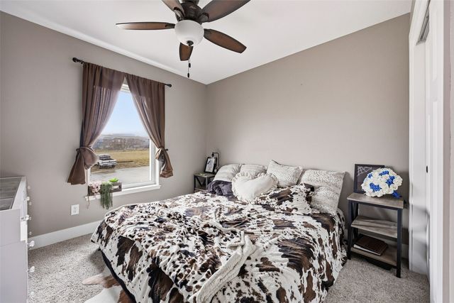 5116 Ruhd Street SW, Cedar Rapids, IA 52404