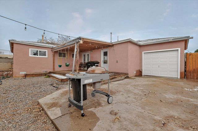 3505 Westerfeld Drive NE, Albuquerque, NM 87111