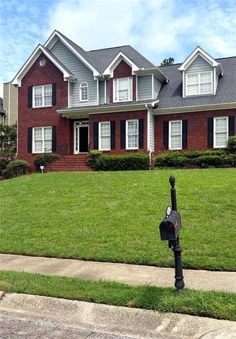 7531 Greens Mill Drive, Loganville, GA 30052