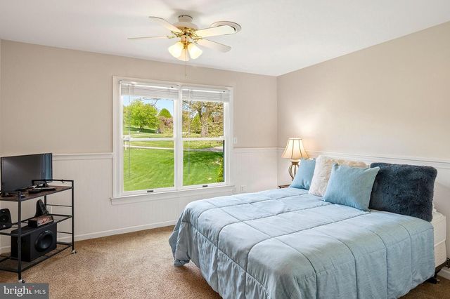 4430 EMBASSY DR, Sykesville, MD 21784