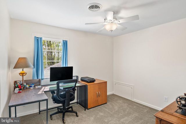 4430 EMBASSY DR, Sykesville, MD 21784