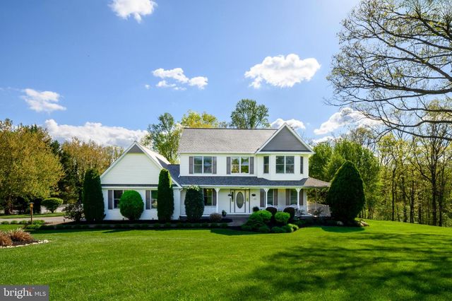4430 EMBASSY DR, Sykesville, MD 21784