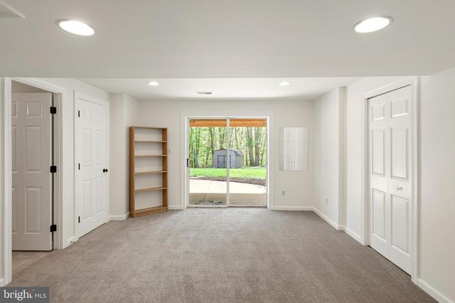 4430 EMBASSY DR, Sykesville, MD 21784