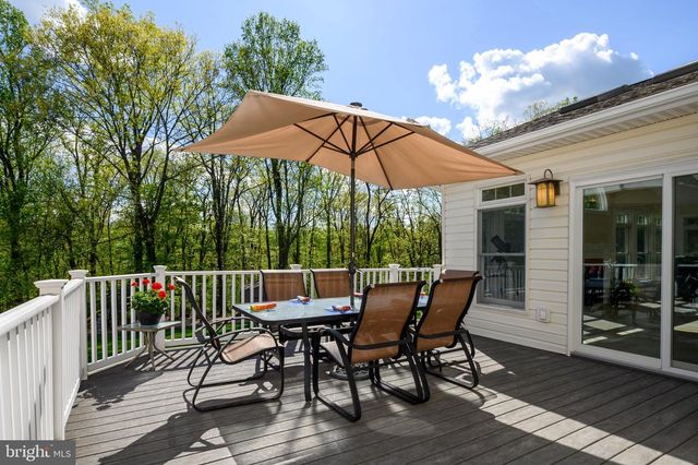 4430 EMBASSY DR, Sykesville, MD 21784