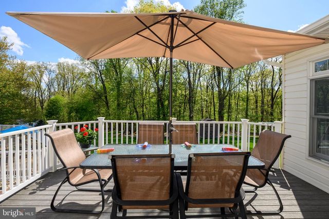 4430 EMBASSY DR, Sykesville, MD 21784