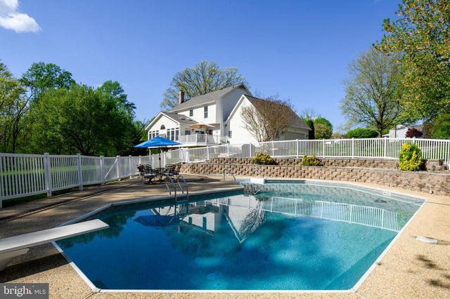 4430 EMBASSY DR, Sykesville, MD 21784