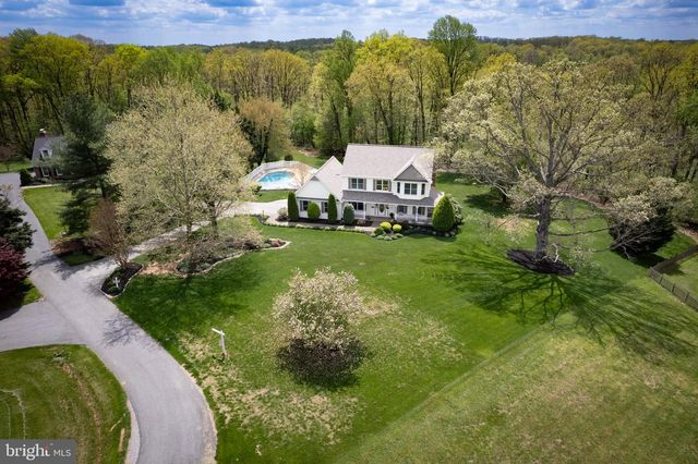 4430 EMBASSY DR, Sykesville, MD 21784