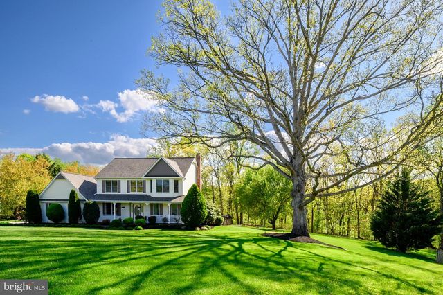 4430 EMBASSY DR, Sykesville, MD 21784