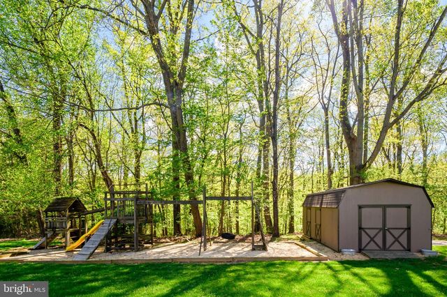 4430 EMBASSY DR, Sykesville, MD 21784