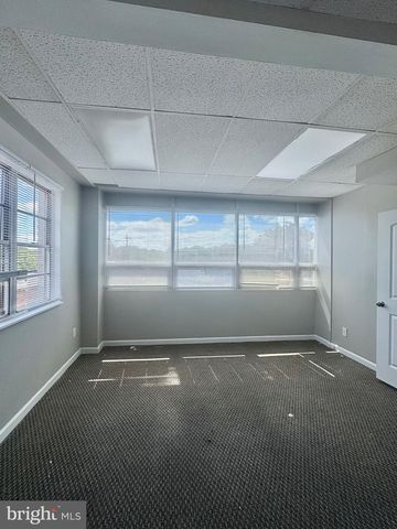 8400 BUSTLETON AVE, Philadelphia, PA 19152