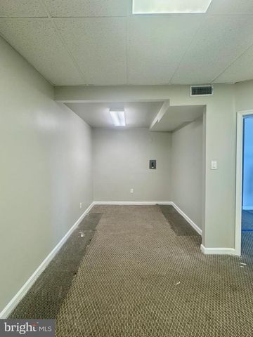 8400 BUSTLETON AVE, Philadelphia, PA 19152