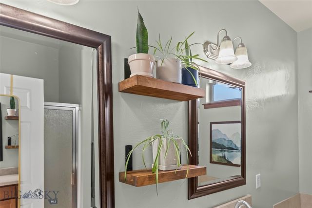 331 Shelter Grove Circle, Bozeman, MT 59718