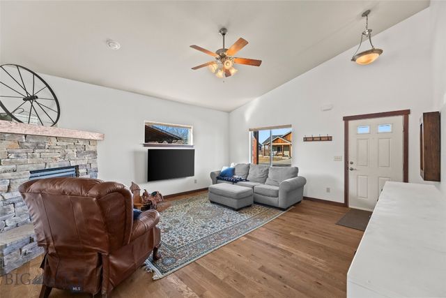 331 Shelter Grove Circle, Bozeman, MT 59718