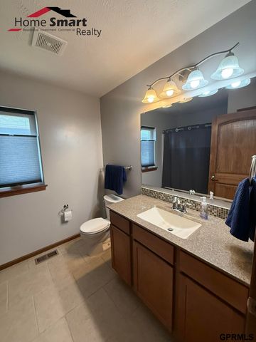 5010 Beckys Way, Lincoln, NE 68336