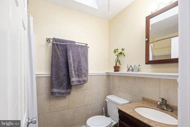 7265 HILL RD, Philadelphia, PA 19128