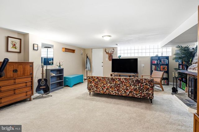 7265 HILL RD, Philadelphia, PA 19128