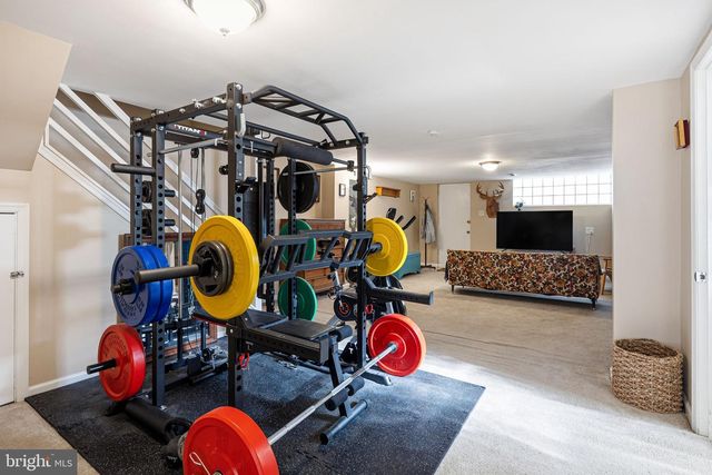 7265 HILL RD, Philadelphia, PA 19128